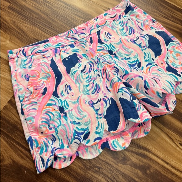 Lilly Pulitzer Pink Pelican Scallop Hem Shorts - Picture 4 of 8